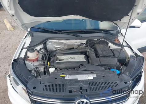 2017 Volkswagen Tiguan 2.0T/2.0T S из США, поврежденный, VIN WVGAV7AX7HK026715